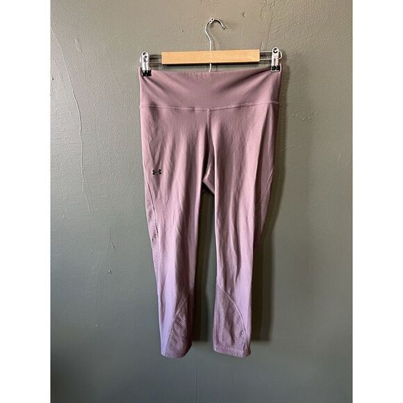 Under Armour Womens Purple Cropped Athletic Workout Leggings Size Medium - Picture 1 of 3